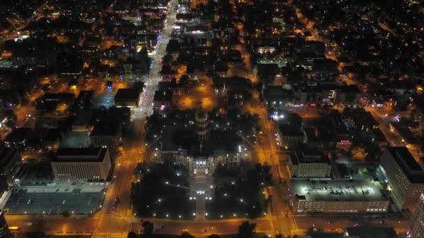 Видео Воздуха Центре Денвера Ночью — стоковое видео