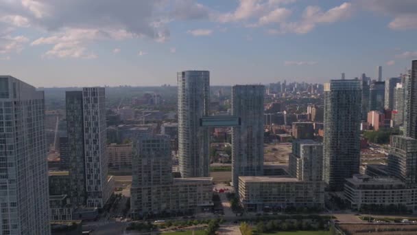 Luchtfoto Video Van Downtown Toronto Een Mooie Zonnige Dag — Stockvideo