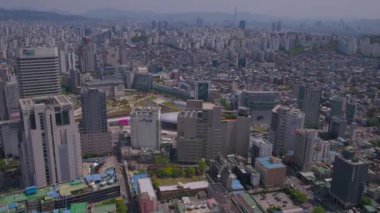 Seul Kulesi ve Gwanghwamun alan açık güneşli bir hava video.