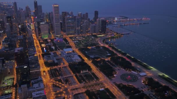 일몰에 도심지 시카고의 일리노이 — 비디오