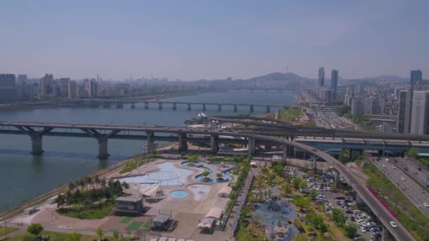 Aerial Video Ttukseom Resort Waterfront Sunny Day — Stock Video