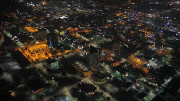 Aerial Kansas Del Centro Ciudad Wichita Por Noche — Vídeos de Stock