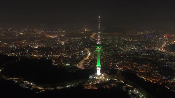 Aerial Video Seoul Tower Och Gwanghwamun Område Natten — Stockvideo