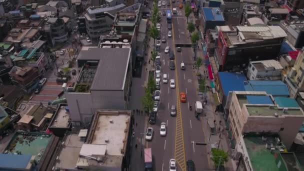 Vídeo Aéreo Distrito Itaewon Seul Dia Ensolarado Nebuloso — Vídeo de Stock