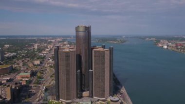 Şehir Detroit güneşli bir hava video.