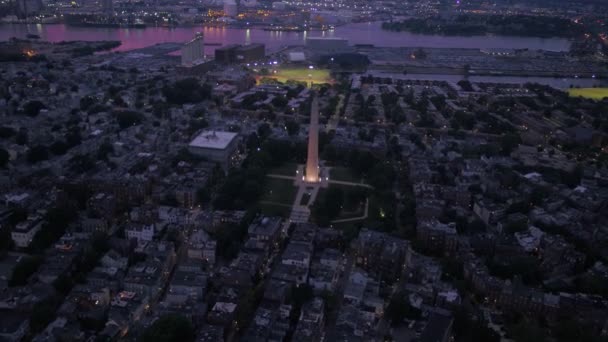 ボストンのダウンタウンの夜の空撮 — ストック動画