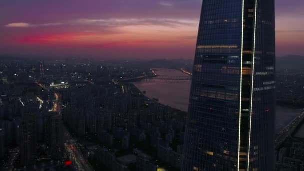 Vídeo Aéreo Lotte World Tower Lotte World Jamsil Por Noche — Vídeos de Stock