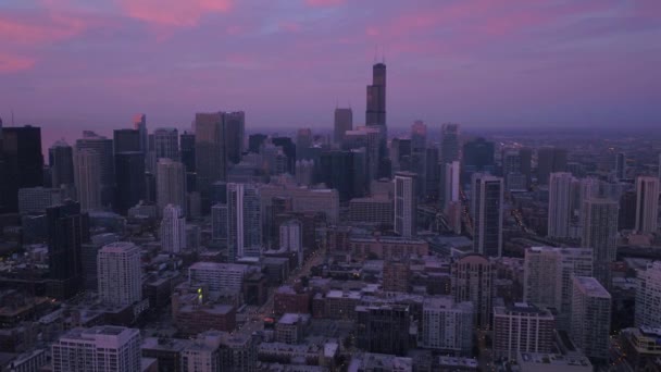 Vídeo Aéreo Centro Chicago Pela Manhã Durante Belo Nascer Sol — Vídeo de Stock