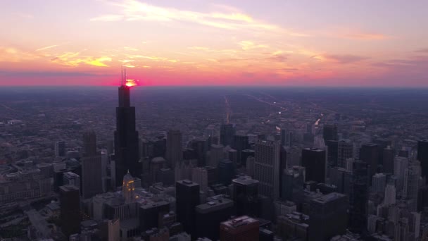 Εναέρια Ιλλινόις Στο Κέντρο Της Πόλης Σικάγο Στο Ηλιοβασίλεμα — Αρχείο Βίντεο