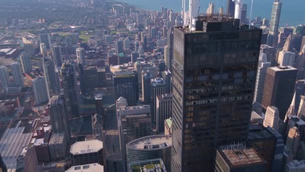 阳光明媚的一天 芝加哥市中心的空中视频 — 图库视频影像