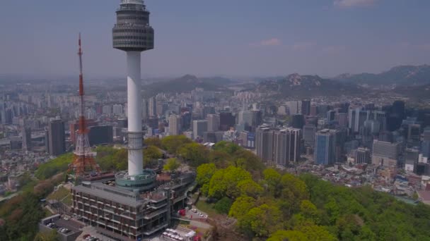 Luftbild Von Seoul Tower Und Gwanghwamun Area Einem Sonnigen Klaren — Stockvideo