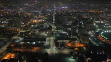 Gece şehir merkezinde Wichita şehir hava Kansas.