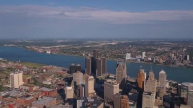 Şehir Detroit güneşli bir hava video.