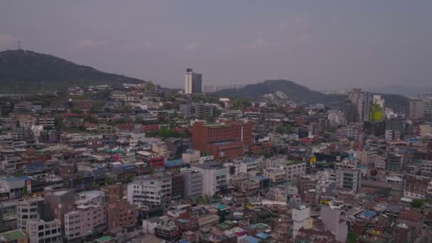 Itaewon Kerületben Szöulban Ködös Napos Légi Videó — Stock videók