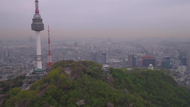 Nagranie Lotnicze Wieży Hazy Seulu Filmik Stockowy