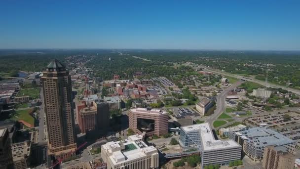 Video Aéreo Ciudad Des Moines Iowa — Vídeos de Stock
