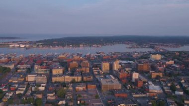 Şehir Portland günbatımı hava video.