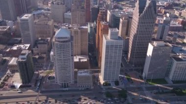 Şehir Detroit güneşli bir hava video.