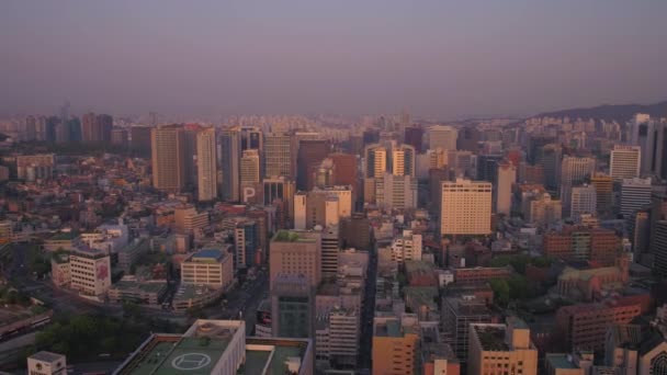 Aerial Video Seoul Tower Och Gwanghwamun Område Vid Soluppgången — Stockvideo