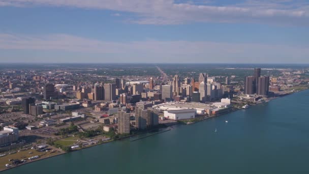 Aerial Video Downtown Detroit Sunny Day — Stock Video