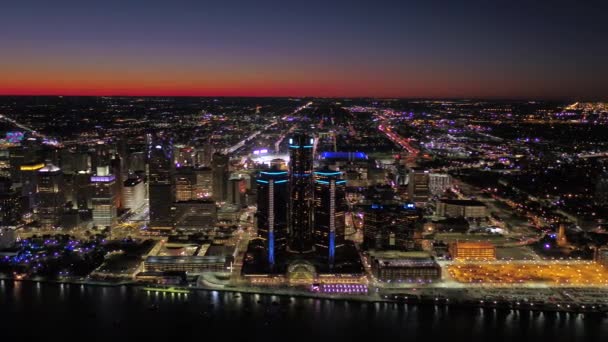 Luchtfoto Video Van Downtown Detroit Nachts — Stockvideo