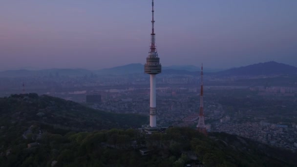 Luchtfoto Video Van Seoul Tower Gwanghwamun Gebied Bij Zonsopgang — Stockvideo