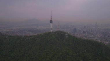 Seul Kulesi 'nin hava görüntüsü.