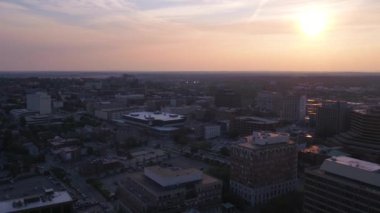 Şehir Portland günbatımı hava video.