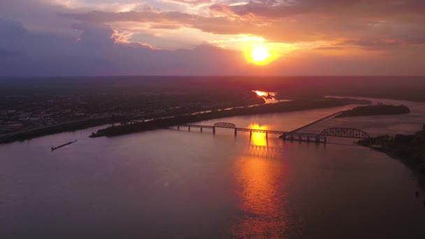 Letecké Video Centra Města Louisville Při Západu Slunce — Stock video