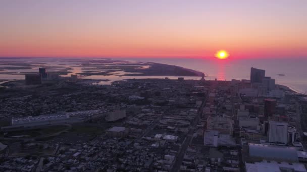 Luftbild Der Atlantischen Innenstadt Morgen Während Eines Wunderschönen Sonnenaufgangs — Stockvideo