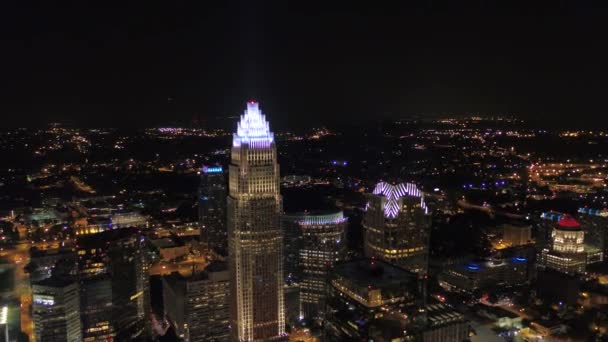 Aerial Video Downtown Charlotte North Carolina Natten — Stockvideo