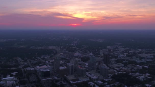 Luftbild Der Innenstadt Von Raleigh North Carolina Bei Sonnenuntergang — Stockvideo