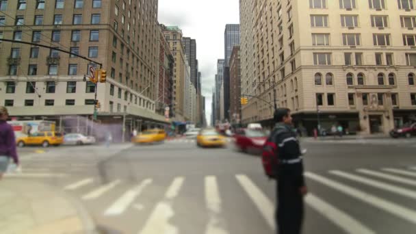 ニューヨーク市の通りの時間経過ショット — ストック動画
