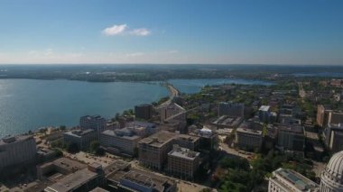 Madison Wisconsin şehrin havadan video