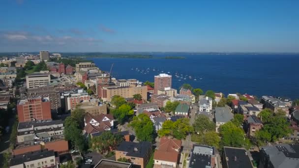 Luchtfoto Video Van Binnenstad Van Madison Wisconsin — Stockvideo