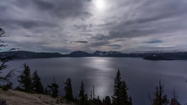Красивый Вид Кратерское Озеро Орегон Драматическим Небом Лицензионные Стоковые Видео