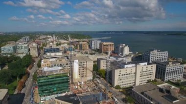 Madison Wisconsin şehrin havadan video