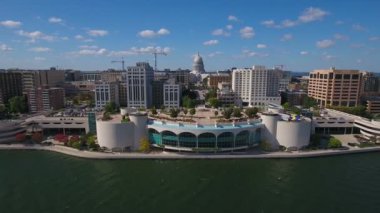 Madison Wisconsin şehrin havadan video