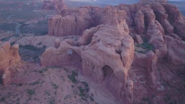 Güzel güneşli bir hava video Utah Arches National Park