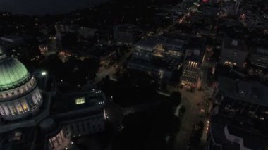 Madison Wisconsin şehrin havadan video