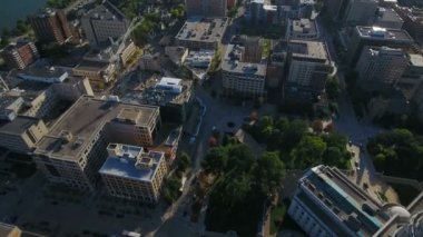 Madison Wisconsin şehrin havadan video