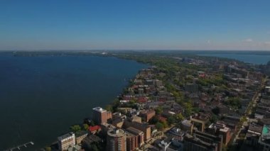 Madison Wisconsin şehrin havadan video