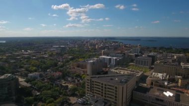 Madison Wisconsin şehrin havadan video