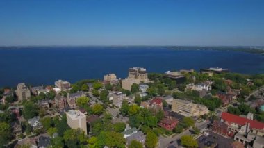 Madison Wisconsin şehrin havadan video