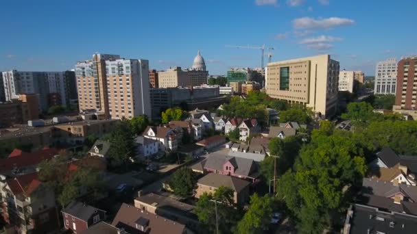 Vídeo Aéreo Del Centro Madison Wisconsin — Vídeos de Stock