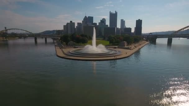 宾夕法尼亚州匹兹堡市中心的空中视频 — 图库视频影像