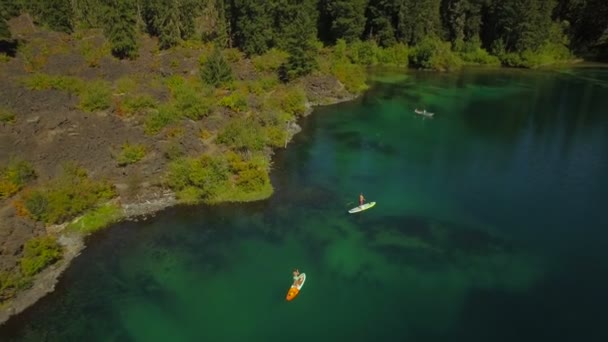 Luftaufnahme Des Oregon Klaren Sees lizenzfreies Stockvideo