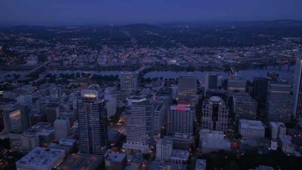 Letecké Video Centra Města Portland Noci Soumraku South West Hills — Stock video
