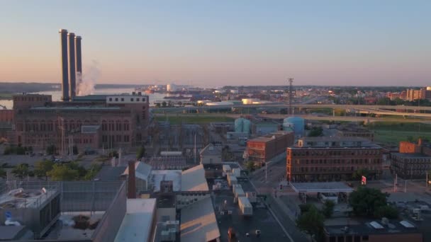 Luftbild Der Vorsehung Der Innenstadt Bei Sonnenaufgang — Stockvideo