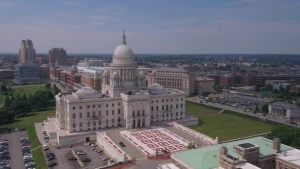 Aerial Video Downtown Providence Solig Dag — Stockvideo